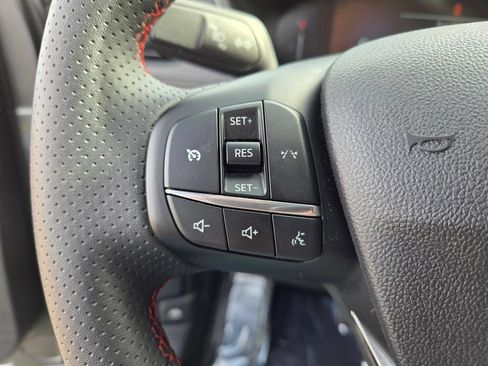 Used 2025 Ford Escape ST-Line FWD image 16