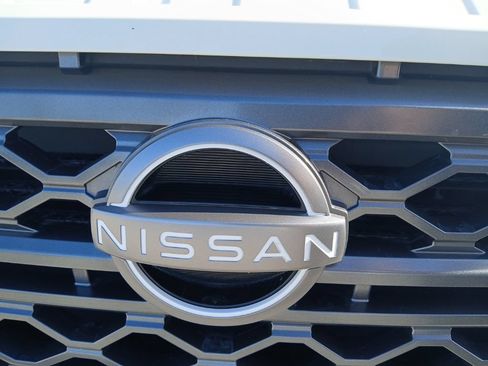 Certified 2023 Nissan Frontier SV w/ SV Convenience Package RWD image 2