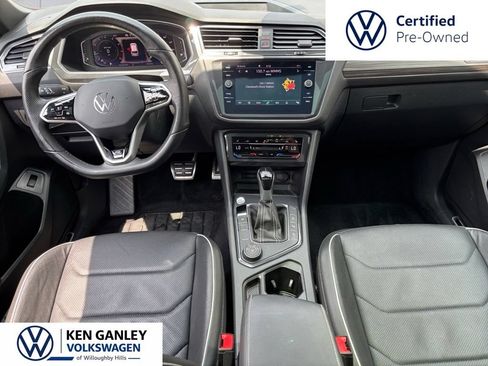 Used 2022 Volkswagen Tiguan SEL R-Line AWD/4WD image 16