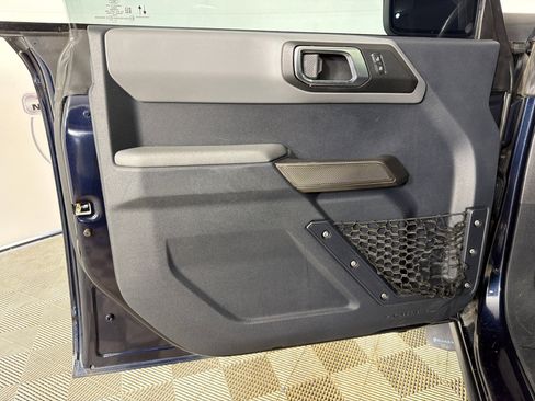 Used 2021 Ford Bronco Black Diamond AWD/4WD image 10