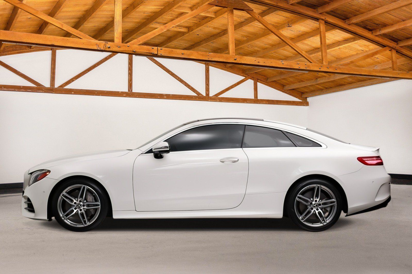 Used 2019 Mercedes-Benz E 450 Coupe image 2