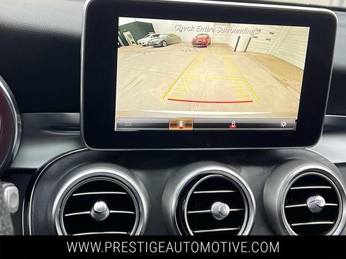 Used 2018 Mercedes-Benz GLC 300 4MATIC image 28