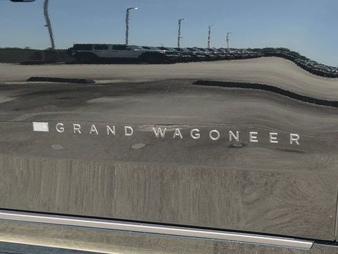 New 2026 Jeep Grand Wagoneer Summit AWD/4WD image 13