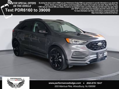 Used 2024 Ford Edge SE w/ Black Appearance Package
