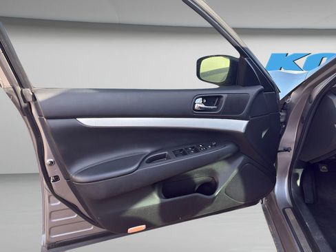 Used 2009 INFINITI G37 Journey image 14