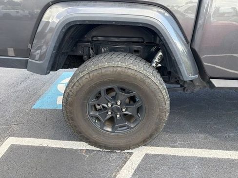 Used 2021 Jeep Gladiator Sport AWD/4WD image 7