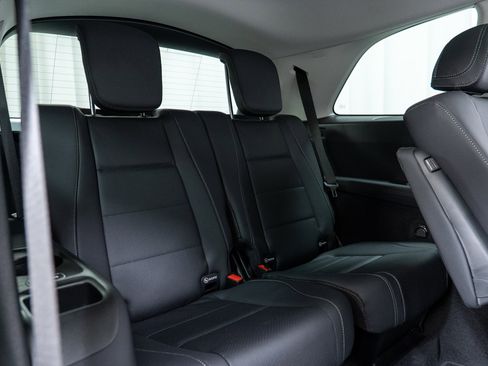 New 2026 Mercedes-Benz GLS 450 4MATIC image 25