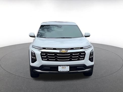 Used 2025 Chevrolet Equinox LT image 4