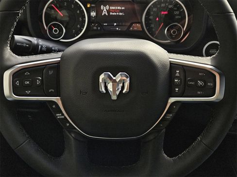 New 2026 RAM 1500 4x4 Crew Cab image 21