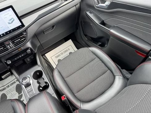 Used 2024 Ford Escape ST-Line w/ Tech Pack #1 AWD/4WD image 15
