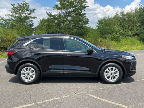 Used 2024 Ford Escape Active FWD image 22