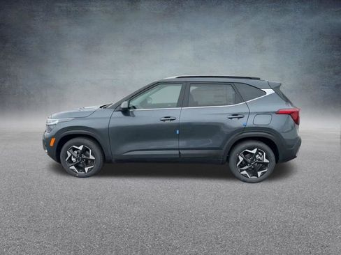 Used 2024 Kia Seltos EX FWD image 13