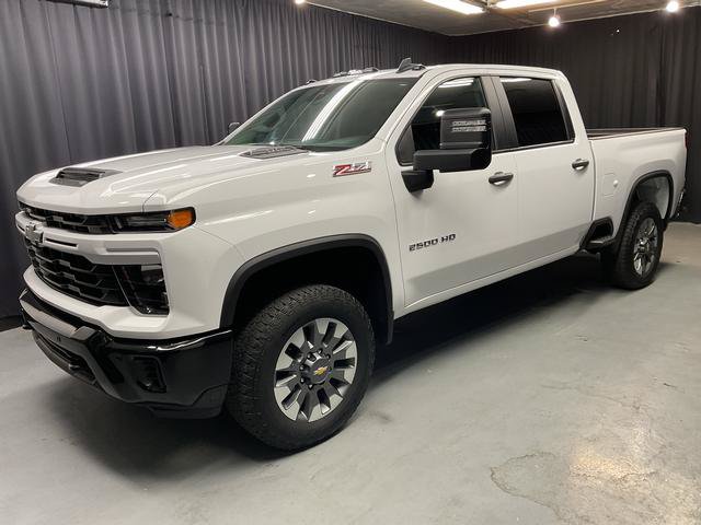 Used 2025 Chevrolet Silverado 2500 Custom w/ Custom Value Package AWD/4WD image 3