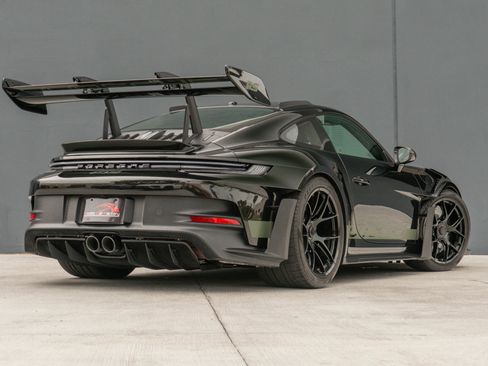 Used 2024 Porsche 911 GT3 RS RWD image 7