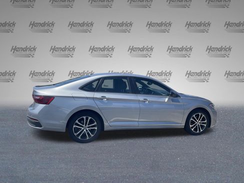 Used 2022 Volkswagen Jetta Sport FWD image 10