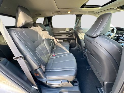 Certified 2026 INFINITI QX60 Luxe w/ Cargo Package FWD image 31