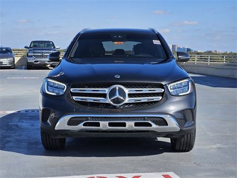 Used 2022 Mercedes-Benz GLC 300 GLC 300 image 2