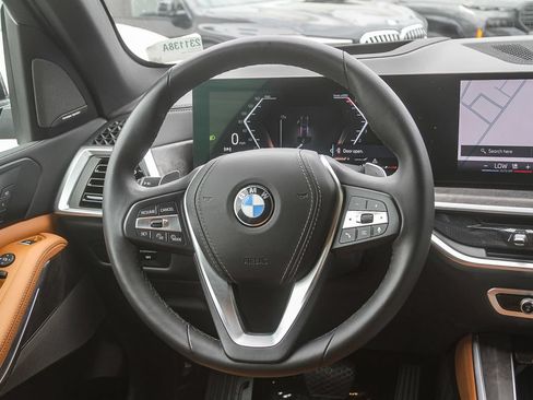 Used 2024 BMW X5 xDrive40i w/ Premium Package AWD/4WD image 13