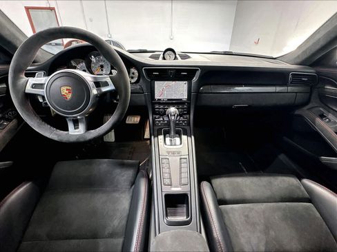 Used 2015 Porsche 911 GT3 RWD image 16