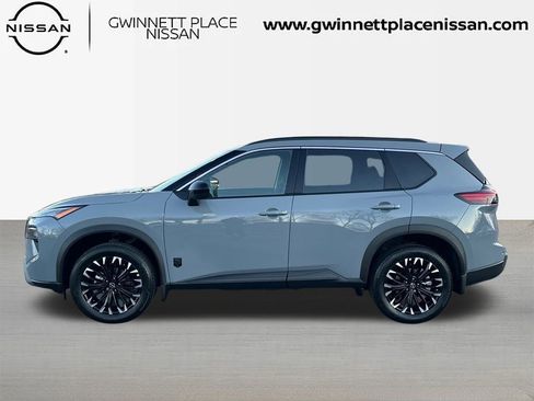 New 2026 Nissan Rogue SV image 8