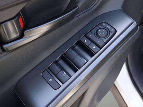 New 2026 Toyota bZ FWD image 10