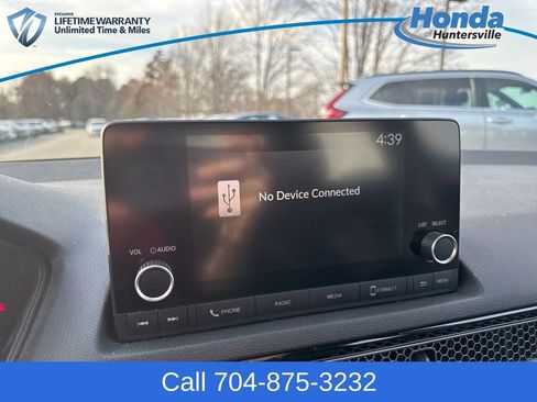 Used 2023 Honda Civic LX image 27