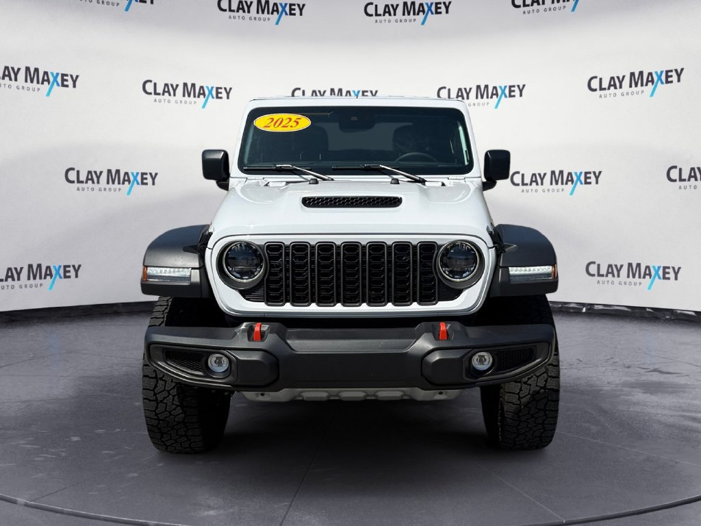 Used 2025 Jeep Gladiator Mojave AWD/4WD image 8