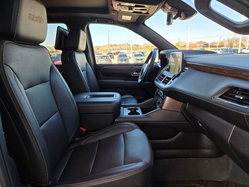 Used 2023 Chevrolet Tahoe High Country w/ Advanced Technology Package AWD/4WD image 30