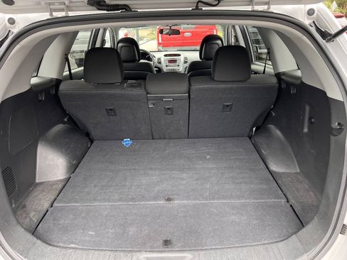 Used 2014 Kia Sorento LX AWD/4WD image 22