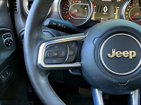 Used 2020 Jeep Gladiator Rubicon image 19