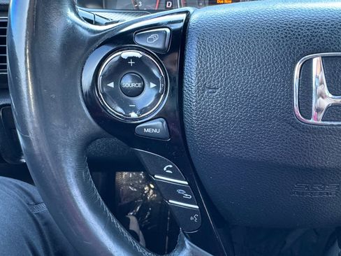 Used 2016 Honda Accord EX-L image 16