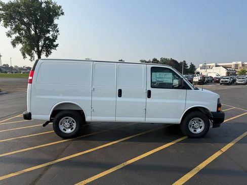 New 2025 Chevrolet Express 2500 w/ Driver Convenience Package image 8