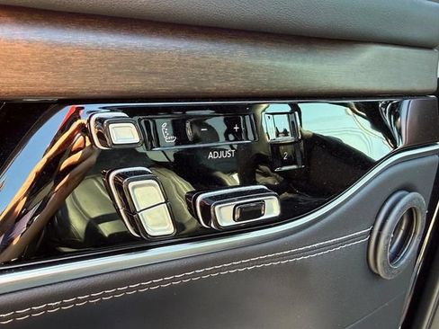 New 2024 Jeep Grand Wagoneer Series I w/ HD Trailer Tow Package AWD/4WD image 31