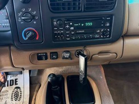 Used 1999 Dodge Durango 4WD image 12