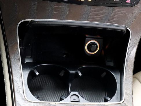 Used 2019 Mercedes-Benz GLC 300 image 28