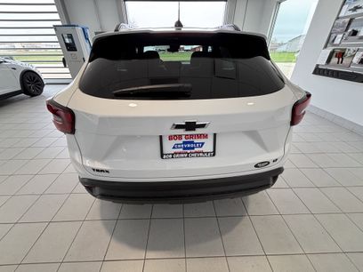 New 2026 Chevrolet Trax LT w/ Driver Confidence Package