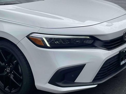 Certified 2024 Honda Civic Sport image 9