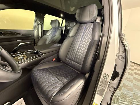 Used 2025 Cadillac Escalade IQ Luxury 1 image 5