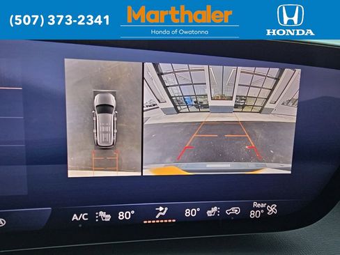 Used 2025 Buick Enclave Preferred image 27