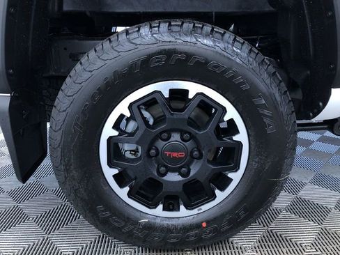 New 2026 Toyota Tacoma TRD Off-Road AWD/4WD image 9