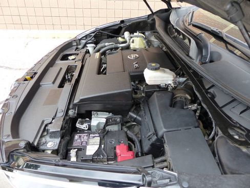 Used 2020 Nissan Murano SL w/ Moonroof Package FWD image 18