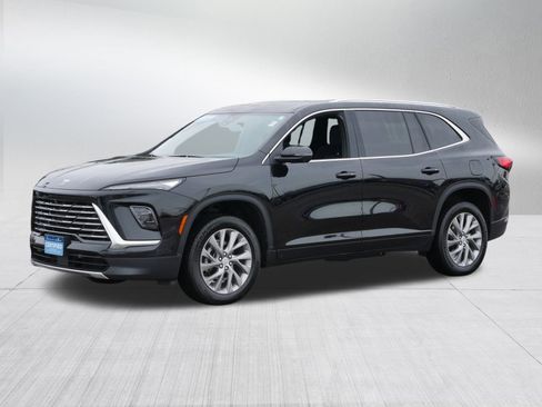 Certified 2025 Buick Enclave Preferred image 3