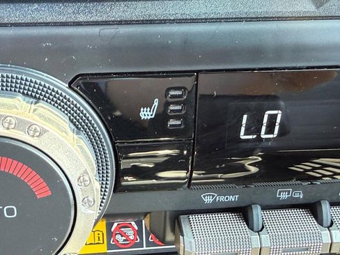 Certified 2025 Toyota 4Runner TRD Off-Road image 22