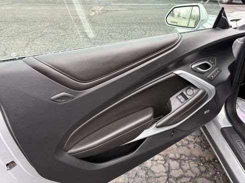 Used 2017 Chevrolet Camaro LT image 13