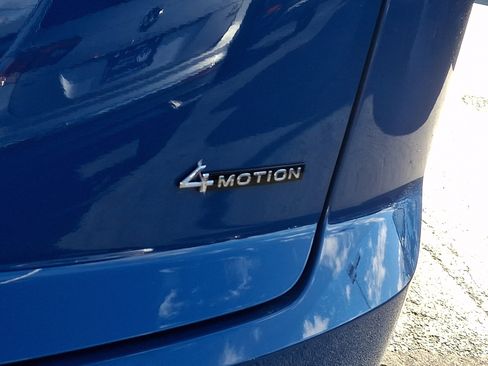 Certified 2025 Volkswagen Atlas Cross Sport SE image 28