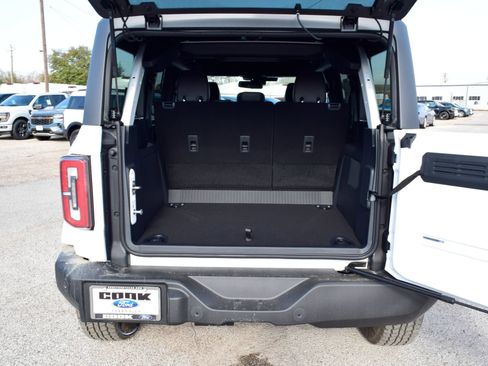 New 2026 Ford Bronco Outer Banks image 21