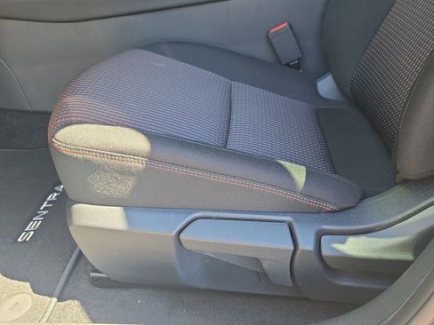 New 2026 Nissan Sentra SR w/ Floor Mat Package image 27