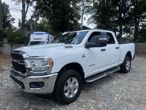 Used 2024 RAM 2500 Big Horn w/ Off Road Package AWD/4WD image 1