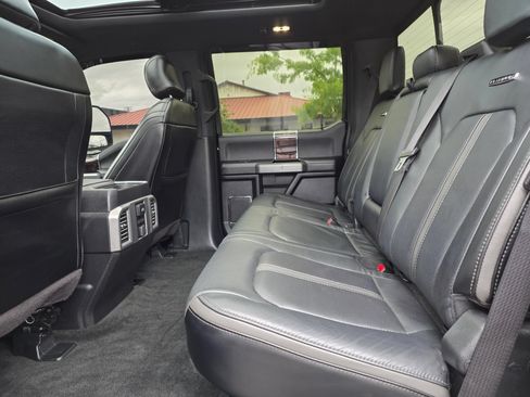 Used 2017 Ford F250 Platinum w/ Platinum Ultimate Package AWD/4WD image 27