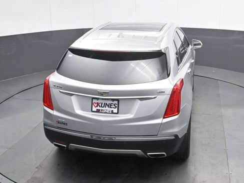 Used 2017 Cadillac XT5 Platinum w/ Driver Assist Package AWD/4WD image 28